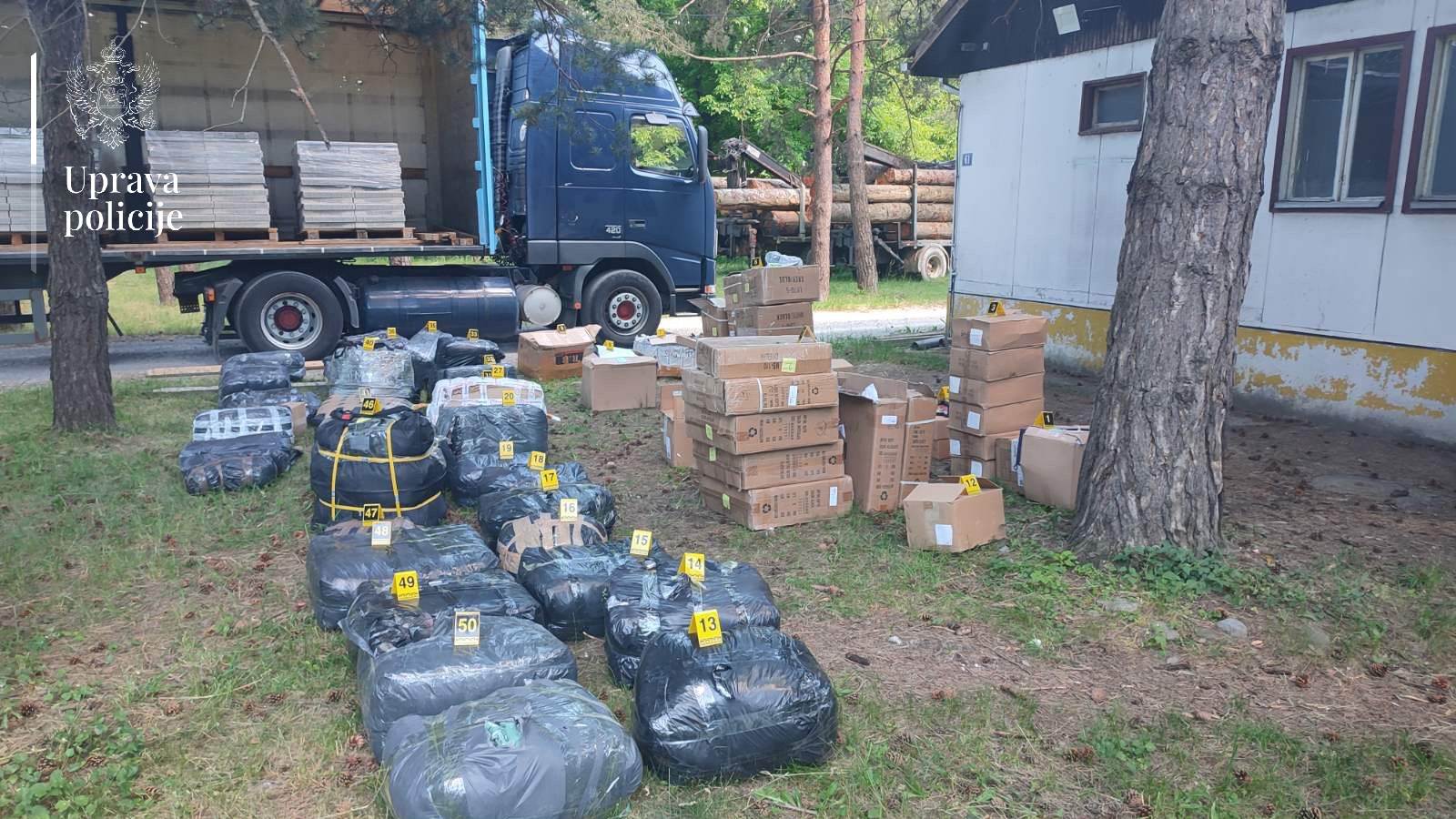  Granična policija u Beranama zaplijenila robu vrijednosti preko 76.000 eura 