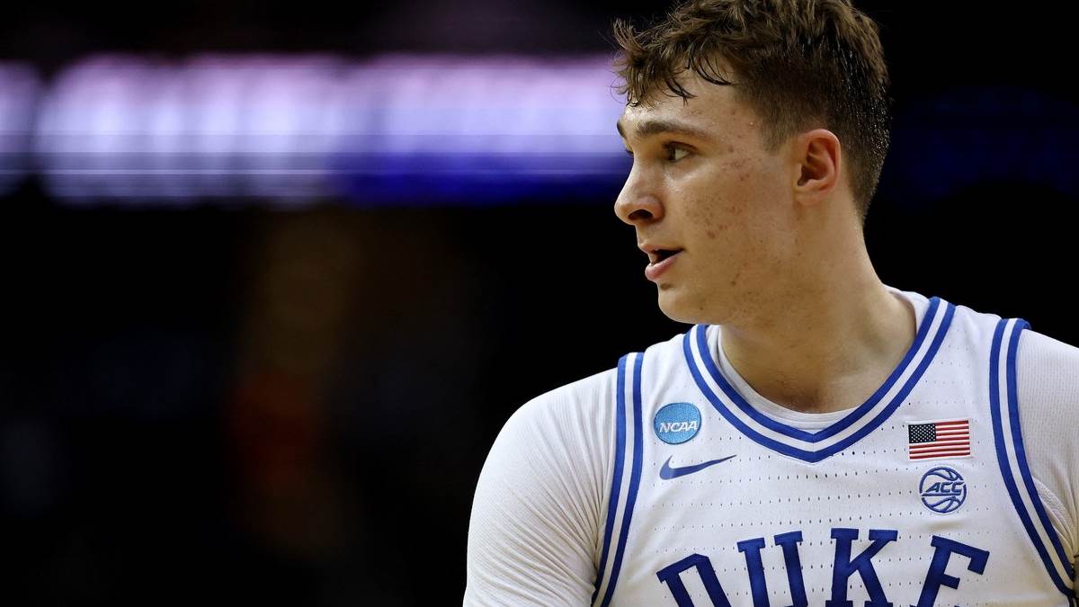  Kuper Fleg još nije stigao u NBA, a već je prebogat 