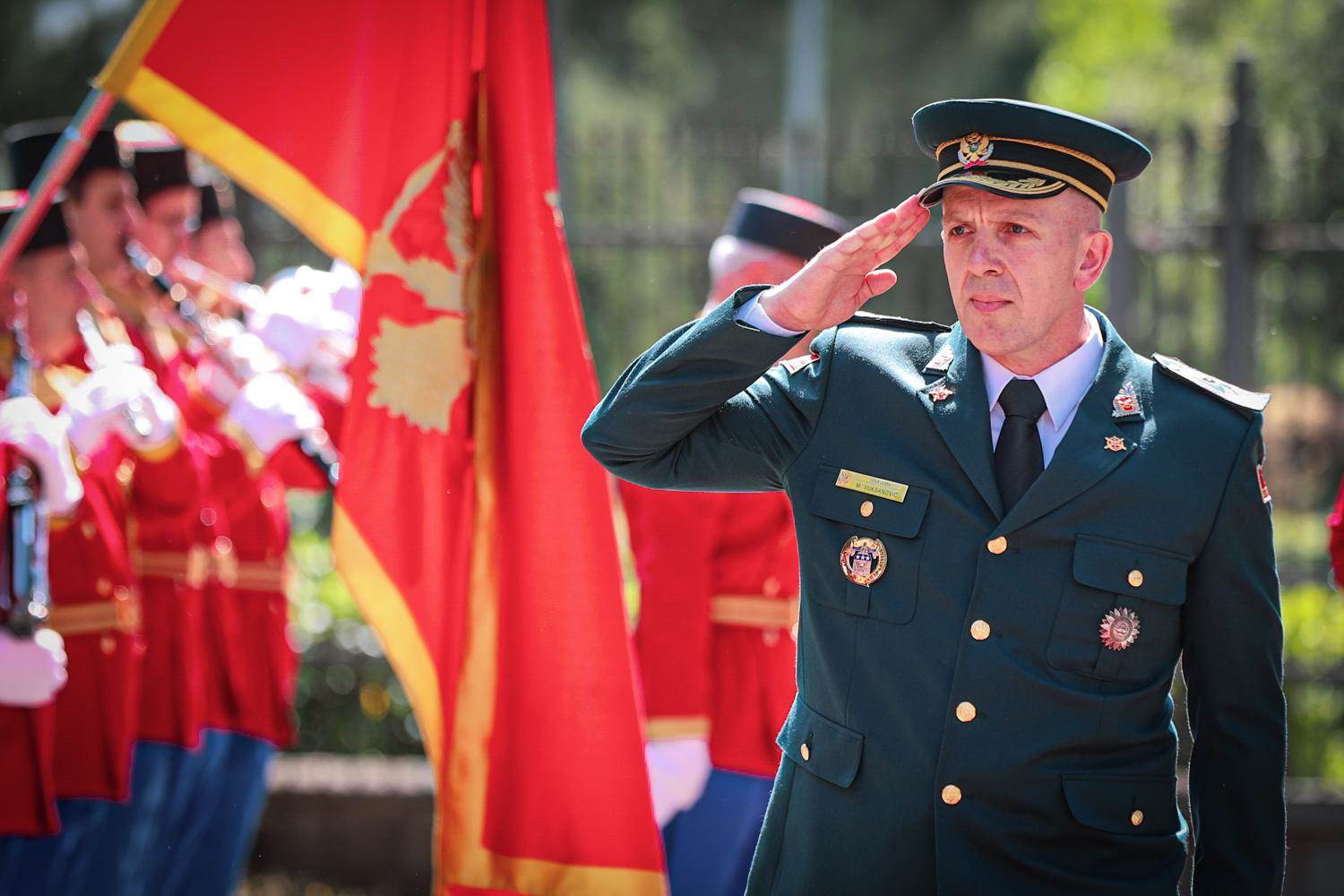 Vojnicima zabranjeno izražavanje političkih uvjerenja | Info Vojnicima zabranjeno izražavanje političkih uvjerenja | Info