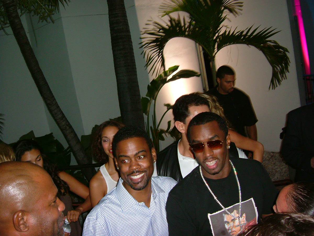  Kanje Vest upao na sud da pruži podršku ozloglašenom Didiju 