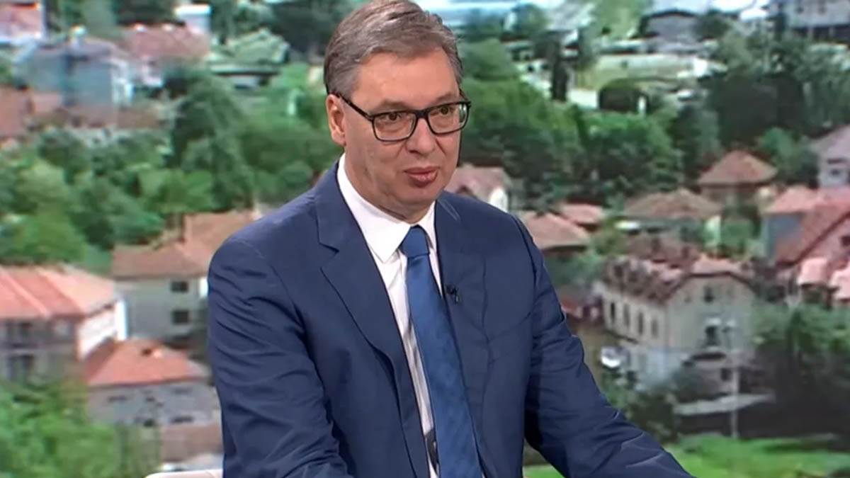   Vučić o planovima za veliki miting 