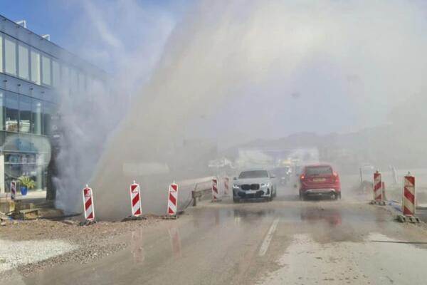  Regionalni vodovod: Kineska kompanija i Bemax probušili cijev na trasi bulevara Jaz - Tivat 