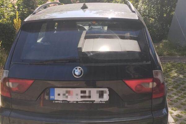  UP: Na Dobrakovu oduzeto vozilo koje potražuje Interpol Srbija 