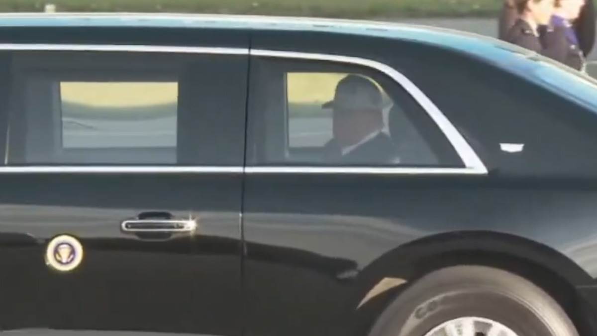  Donald Tramp je stigao na NATO samit u Hagu 