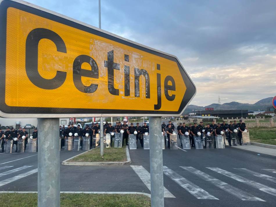  Građani Cetinja: Nećete nas pomjeriti sa Kruševog Ždrijela nikakvim kaznama 