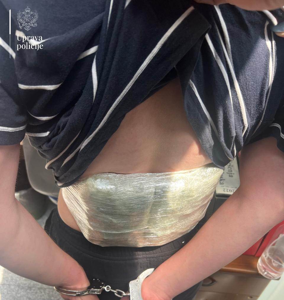  Na Aerodromu Podgorica uhapšeni turski državljani 