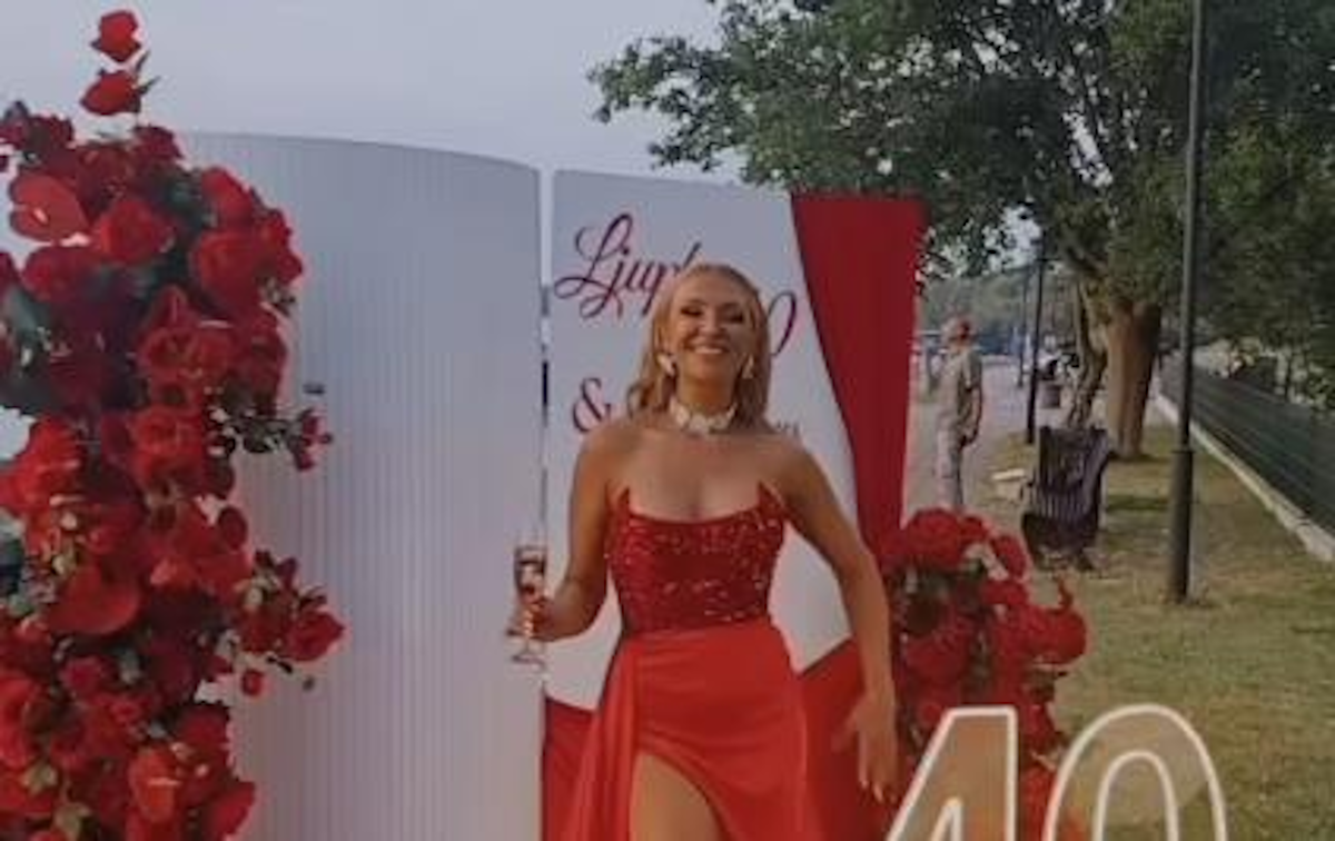  Postala plavuša i napravila žurku u Kostolcu: Ljupka Stević proslavila 40. rođendan, pogledajte kako 