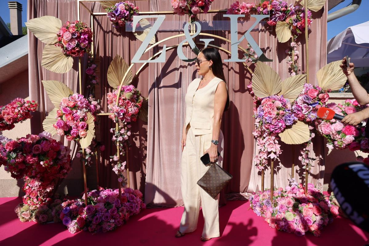  Ludnica na svadbi Zorice Brunclik, isplivali snimci 