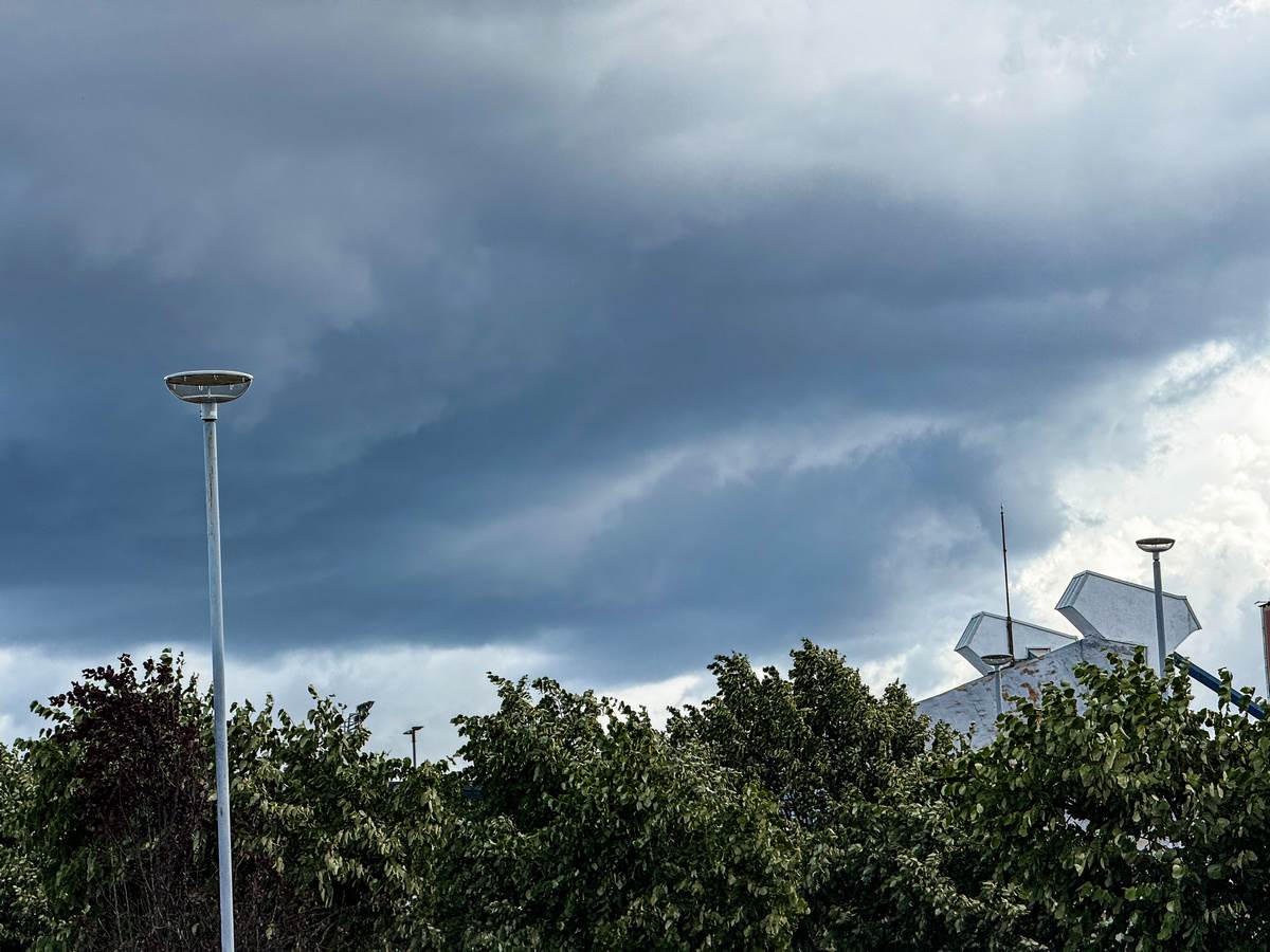  Vremenska prognoza 21.10.2025.  