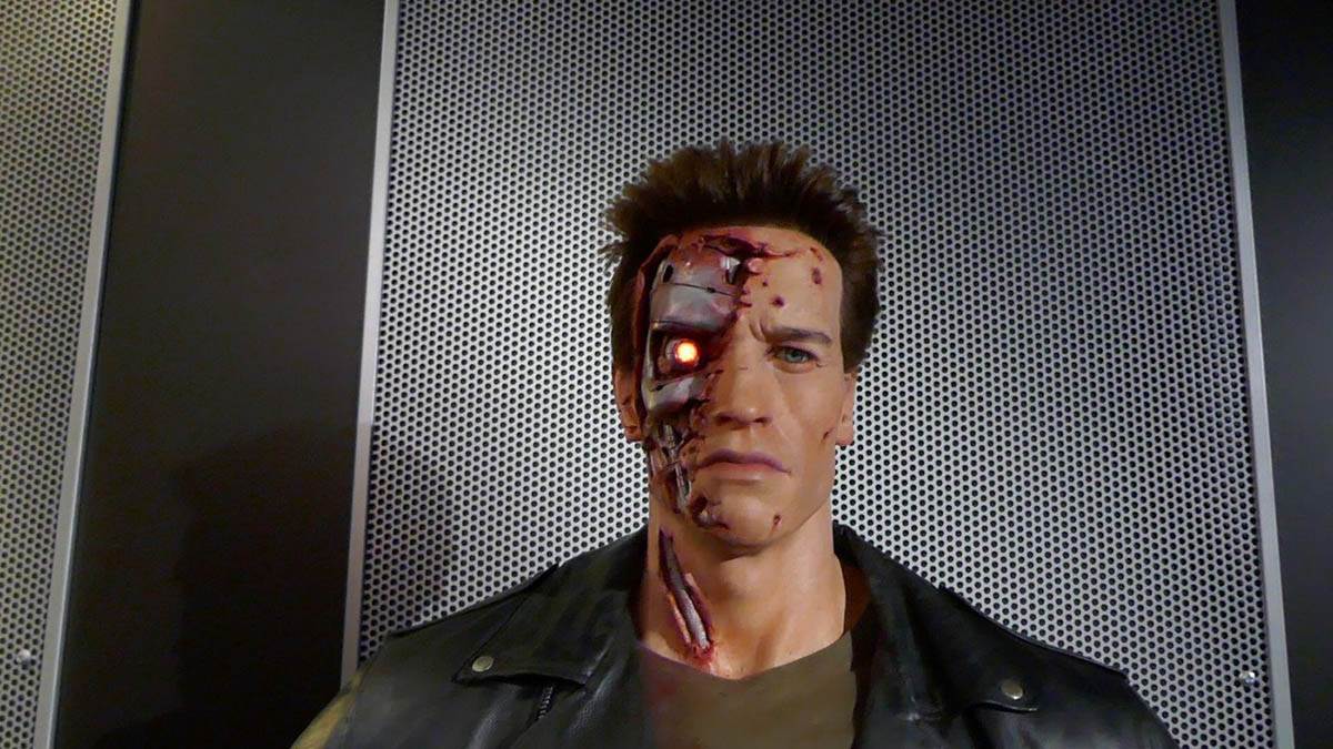  Roboti bi mogli dovesti do neselektivnih ubistava: Traže se zakoni prije nego što bude kasno 