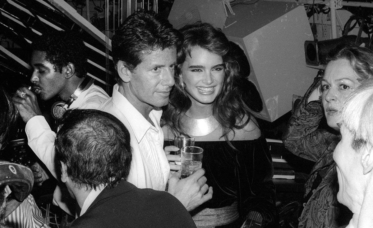  Volio je žene, dobio djecu, a onda se zaljubio u muškarca 