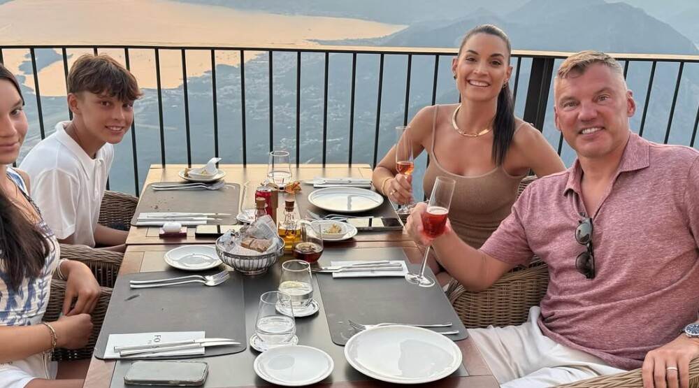  Jasikevičius pokazao kako uživa s porodicom u Crnoj Gori 