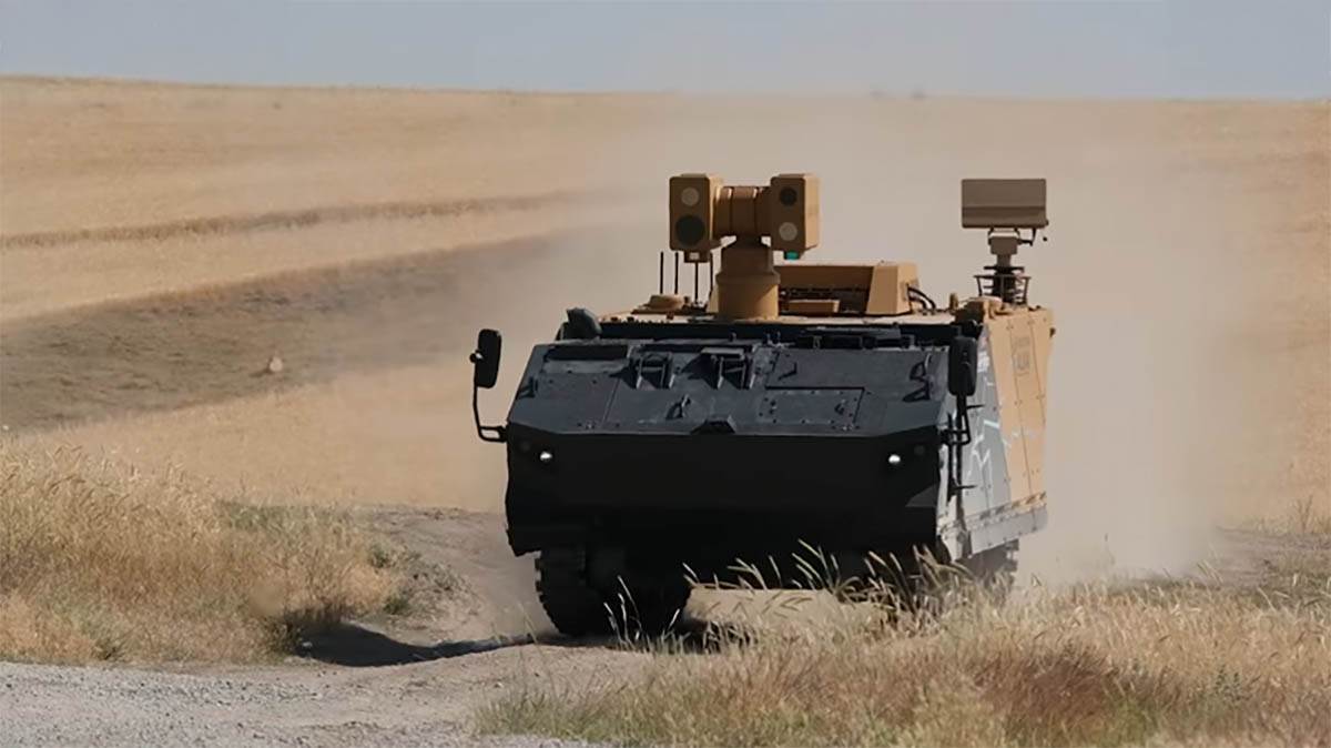  Prvi tenk na svijetu sa laserskim oružjem 