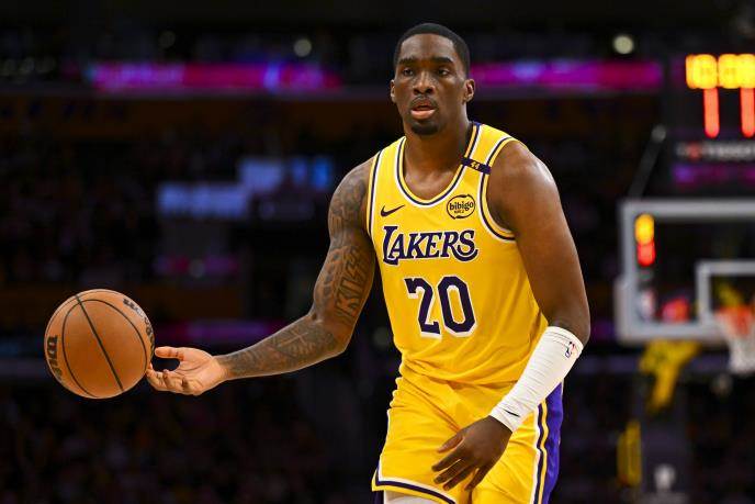   Šejk Milton dvije godine u crno-bijelom 