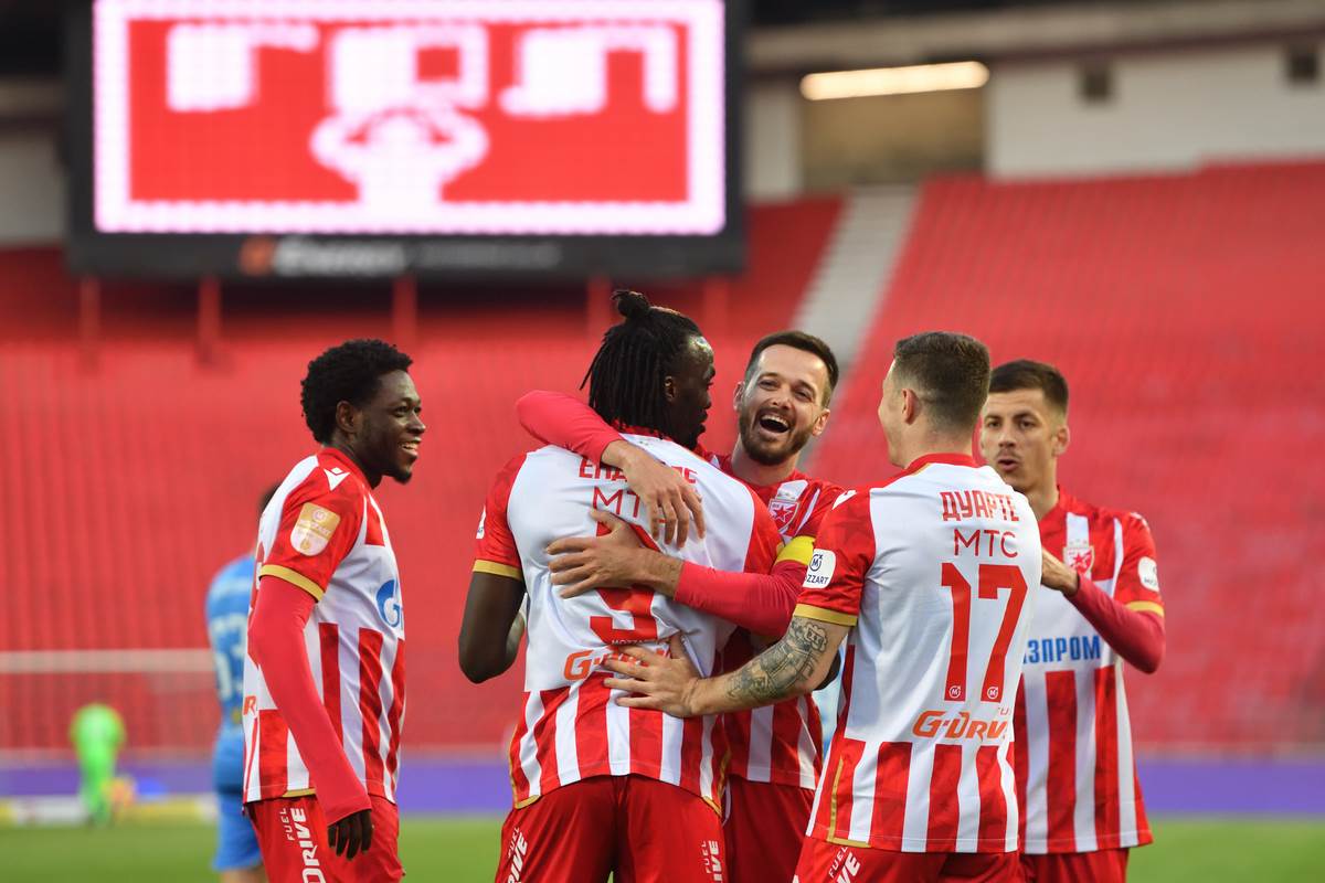  Crveno-bijeli se rastaju sa Ebenezerom Ananom 