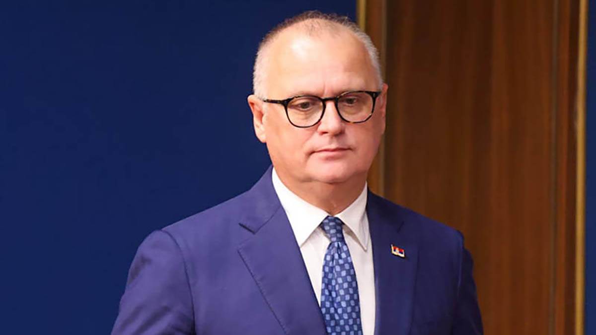  Hitno operisan Goran Vesić 