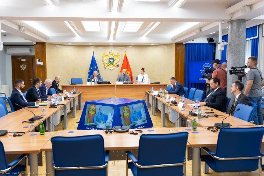 Anketna komisija će saslušati Mila Đukanovića Info Anketna komisija će saslušati Mila Đukanovića Info