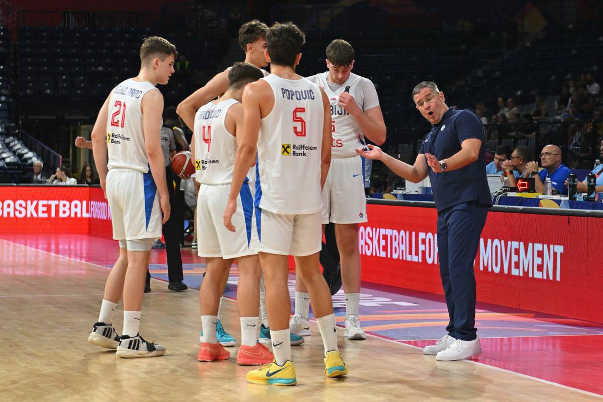  "Kad niste došli juče, dođite sjutra": Selektor "orlića" traži podršku u borbi za peto mjesto na EP 