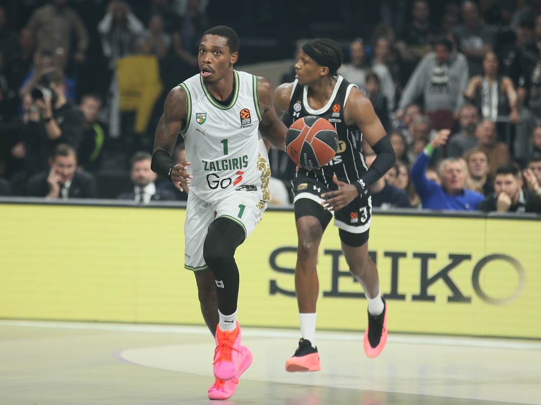  Pao drugi najveći potpis u istoriji: Milionski ugovor za NBA zvijezdu, Loni Voker dobio sve što je h 