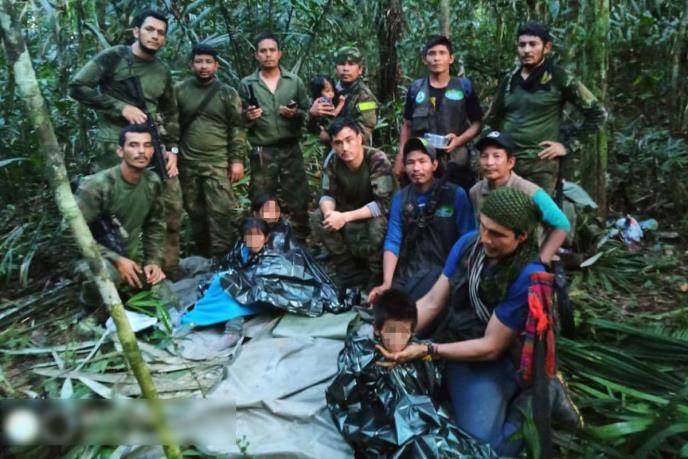 DJECA PREŽIVJELA 40 DANA U DŽUNGLI NAKON PADA AVIONA, USLEDIO JE HOROR: Otac ih je zlostavljao, ide na robiju
 