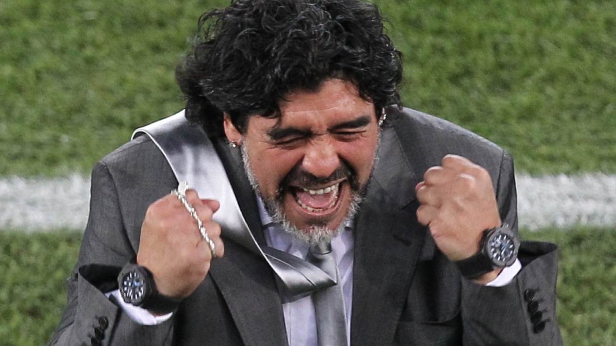  Zašto je Maradona uvijek nosio dva sata? 