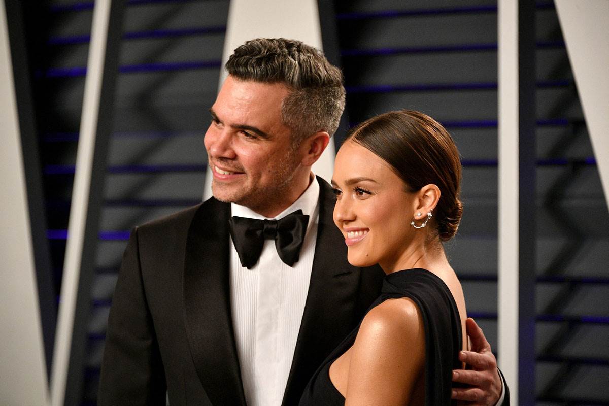  Bivši muž Džesike Albe samo što se razveo, a već pronašao 20 godina mlađu manekenku 