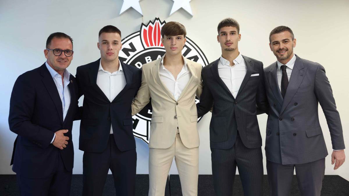  milan roganović potpisao ugovor sa Partizanom 