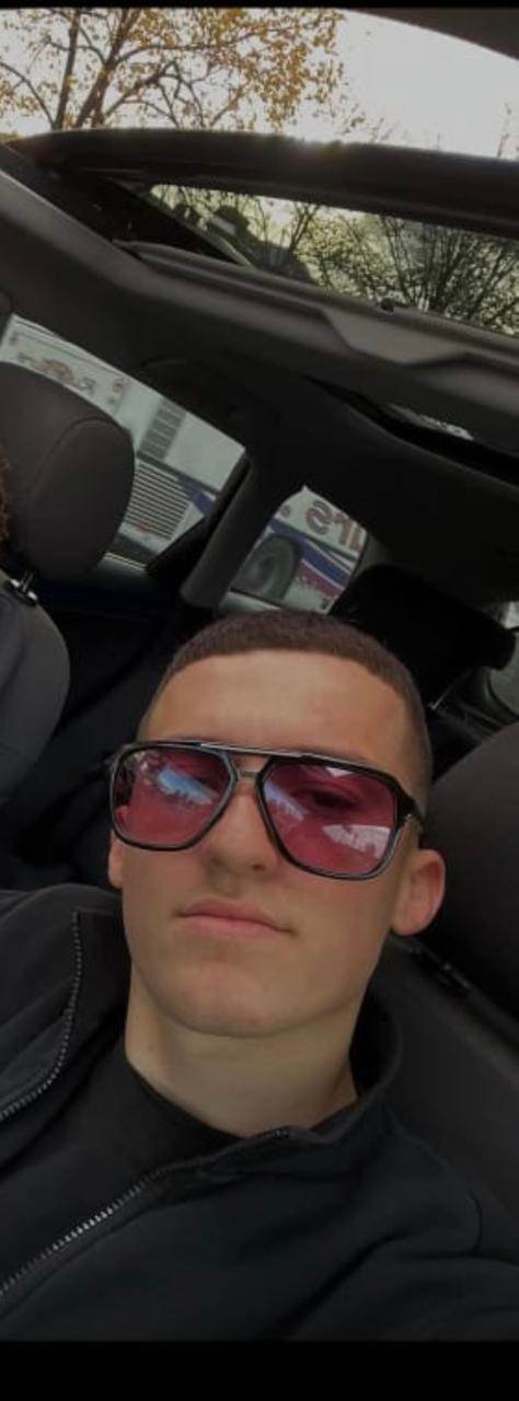 Da li je ovo Andrej Tanaskovski? Pojavio se snimak iz Barselone 