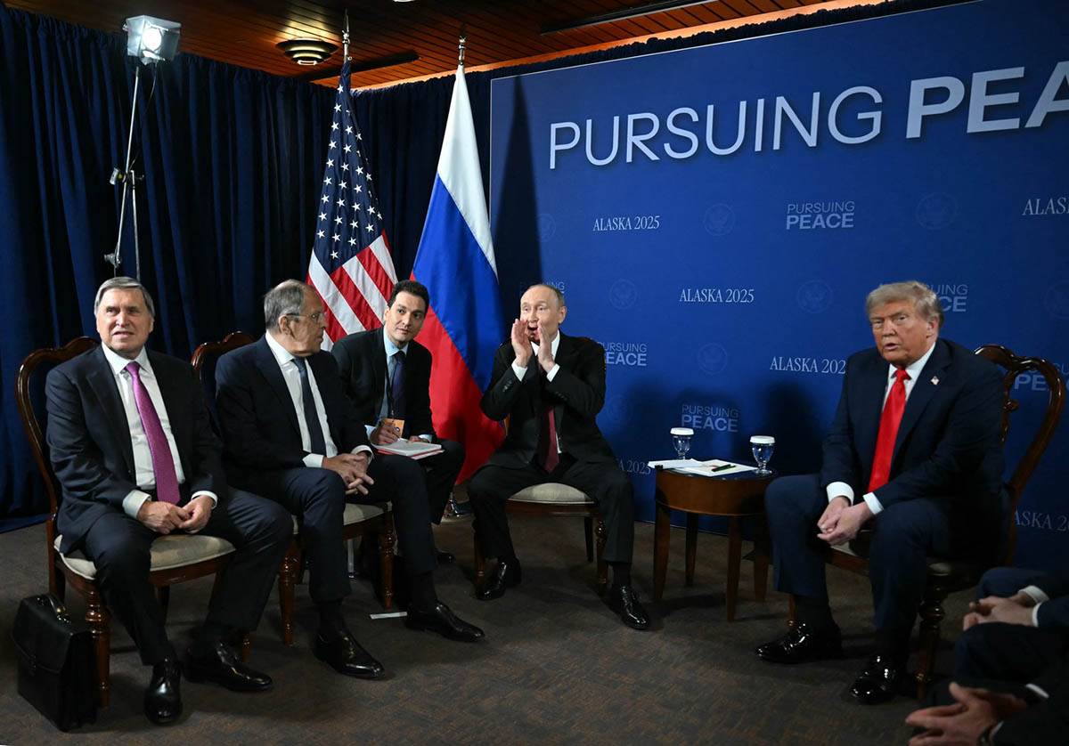  Počeo sastanak Putina i Trampa 