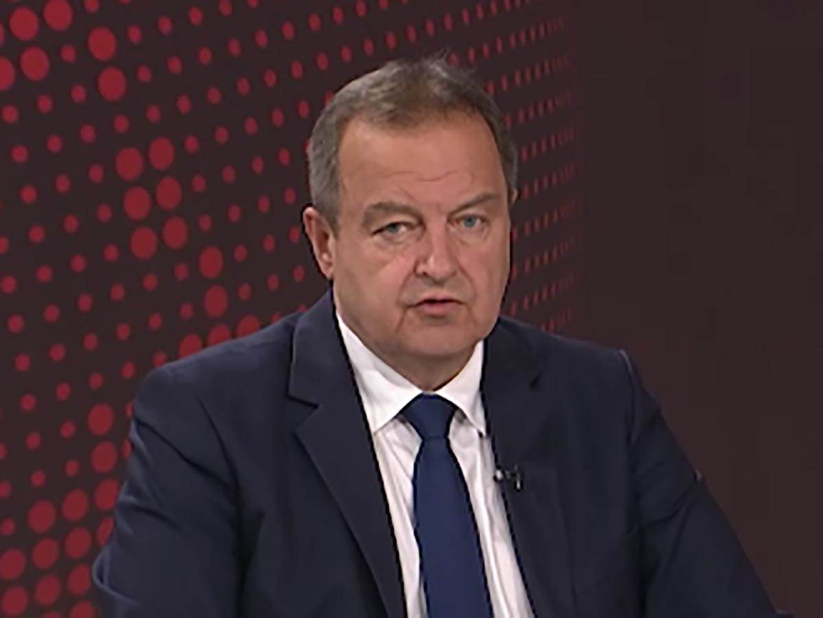  Dačić poslao hitnu depešu zaposlenima u MUP-u: Stroga pravila i spisak zabranjenih radnji 