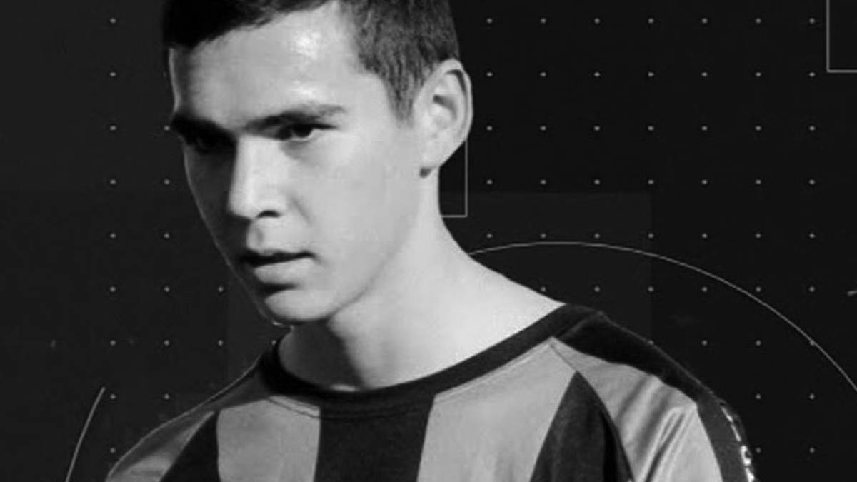  Preminuo srpski fudbaler Luka Popović (24) 