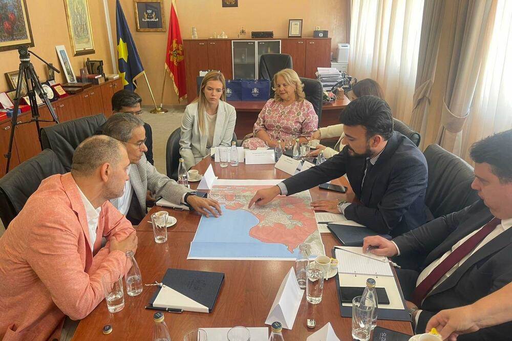  Nikola Jovanović i Mohamed Alabar 