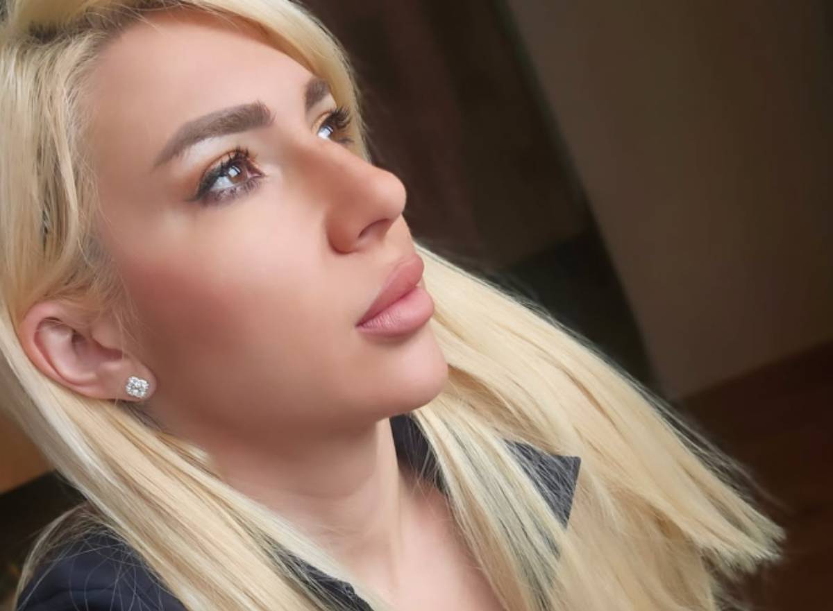   Jovana Jeremić dirljivim rečima čestitala ćerki rođendan 