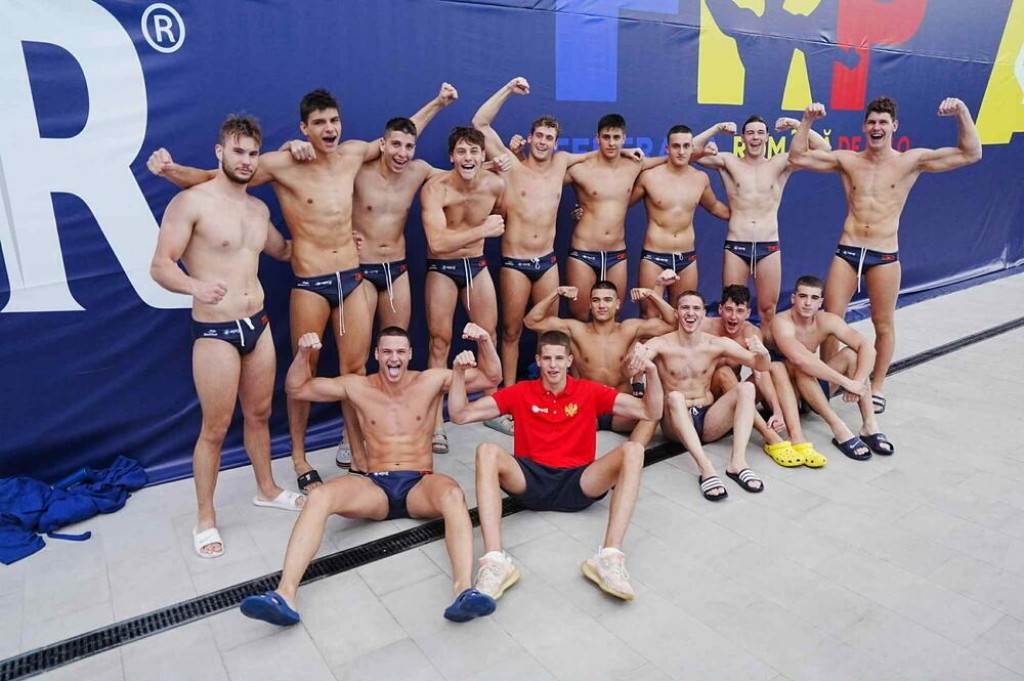   Mlade "ajkule" dominantno do zlata 