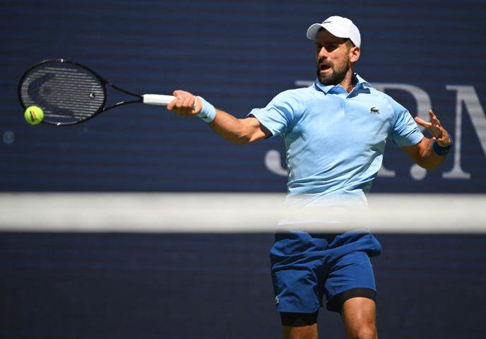  ĐOKOVIĆ IZGUBIO PRVI SET, PA DODAO GAS I SAVLADAO MLADOG AMERIKANCA! 