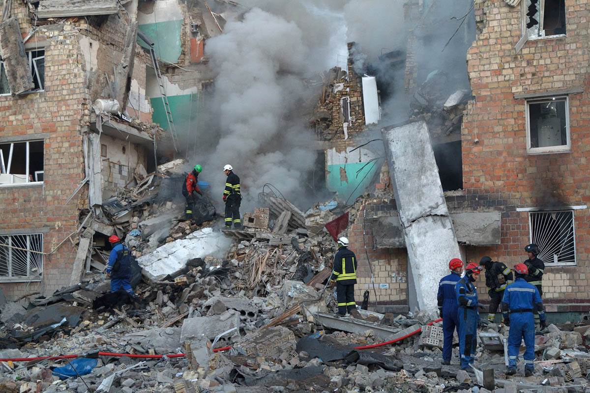  Žestok ruski napad na ukrajinski grad: Najmanje 25 ljudi poginulo, među njima i djeca 