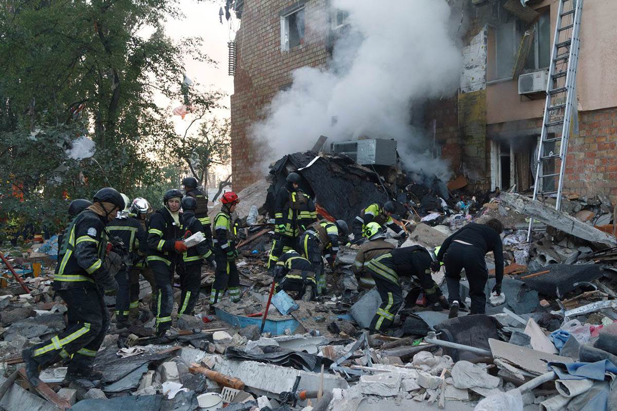  Rusija napala Ukrajinu, poginulo 15 civila  