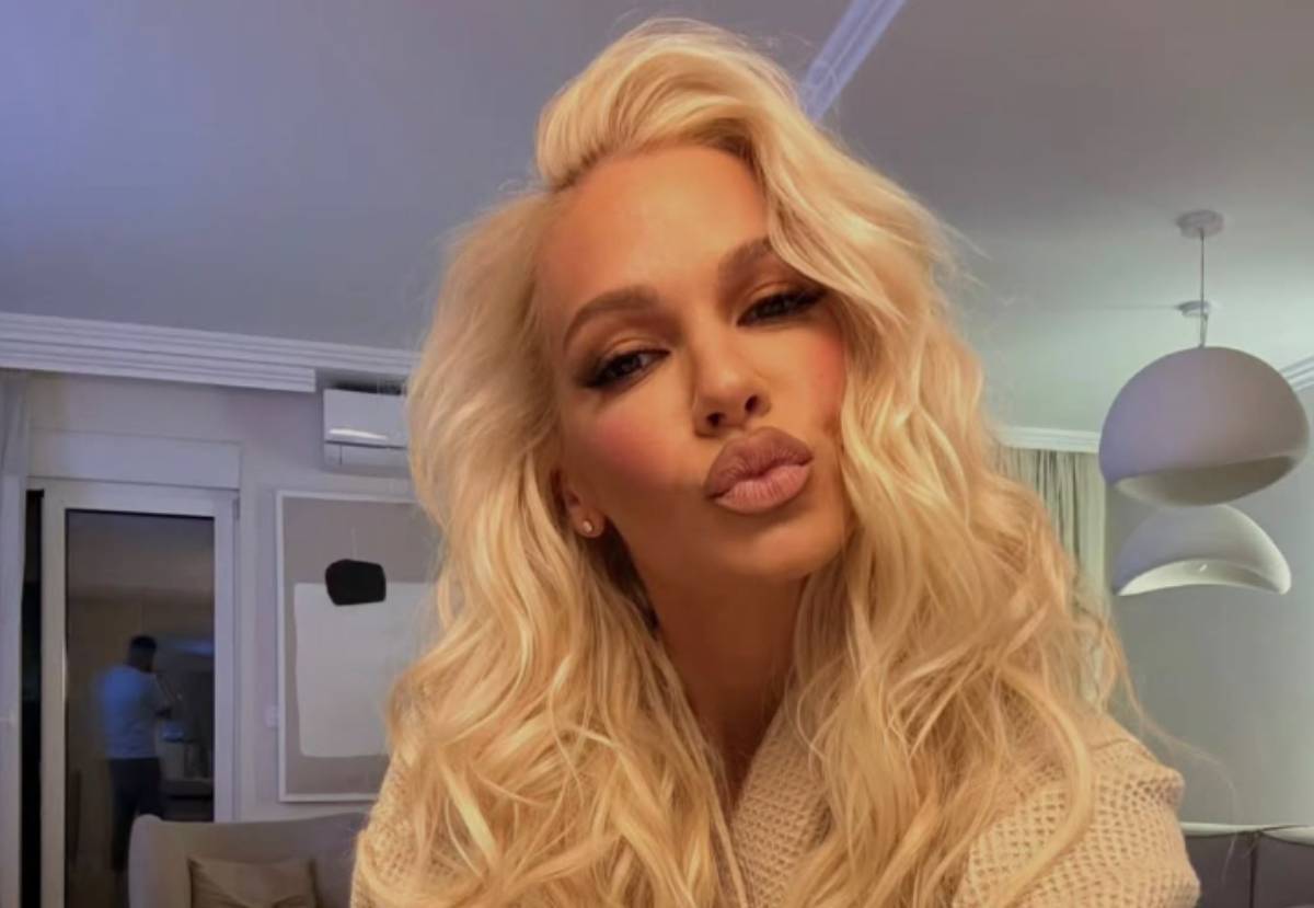  "Rekla sam da": Nataša Bekvalac pokazala vjerenički prsten nakon tri razvoda 