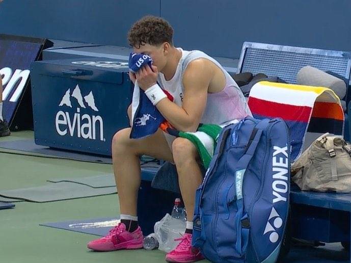  Njujork gledao suze Bena Šeltona 