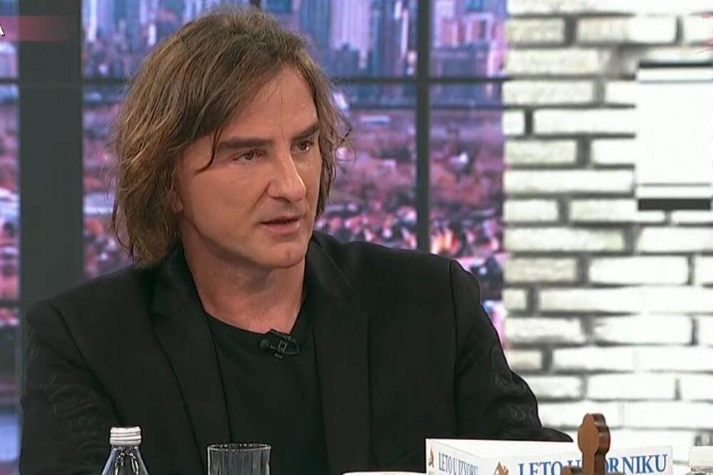   Željko Mitrović pobijesnio zbog robota  