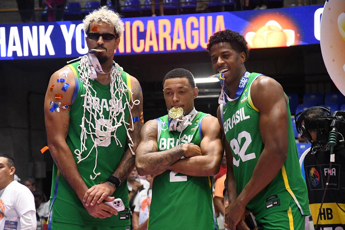  Da li je to Jago prozvao Zvezdu? Podigao MVP trofej, pa se oglasio prvi put od "precrtavanja" 