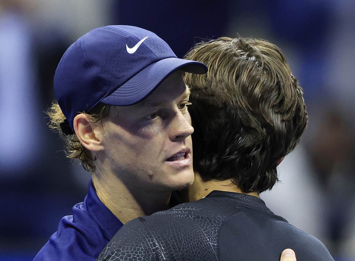  Koga laže Janik Siner da je povrijeđen? Pregazio i zemljaka bez milosti, sve redom ruši 