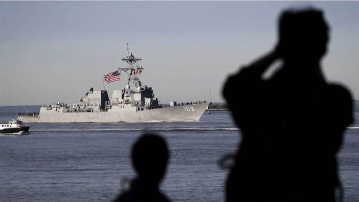  SAD gomilaju vojnu silu na Bliskom istoku: Tramp ne isključuje vazdušne udare na Iran 