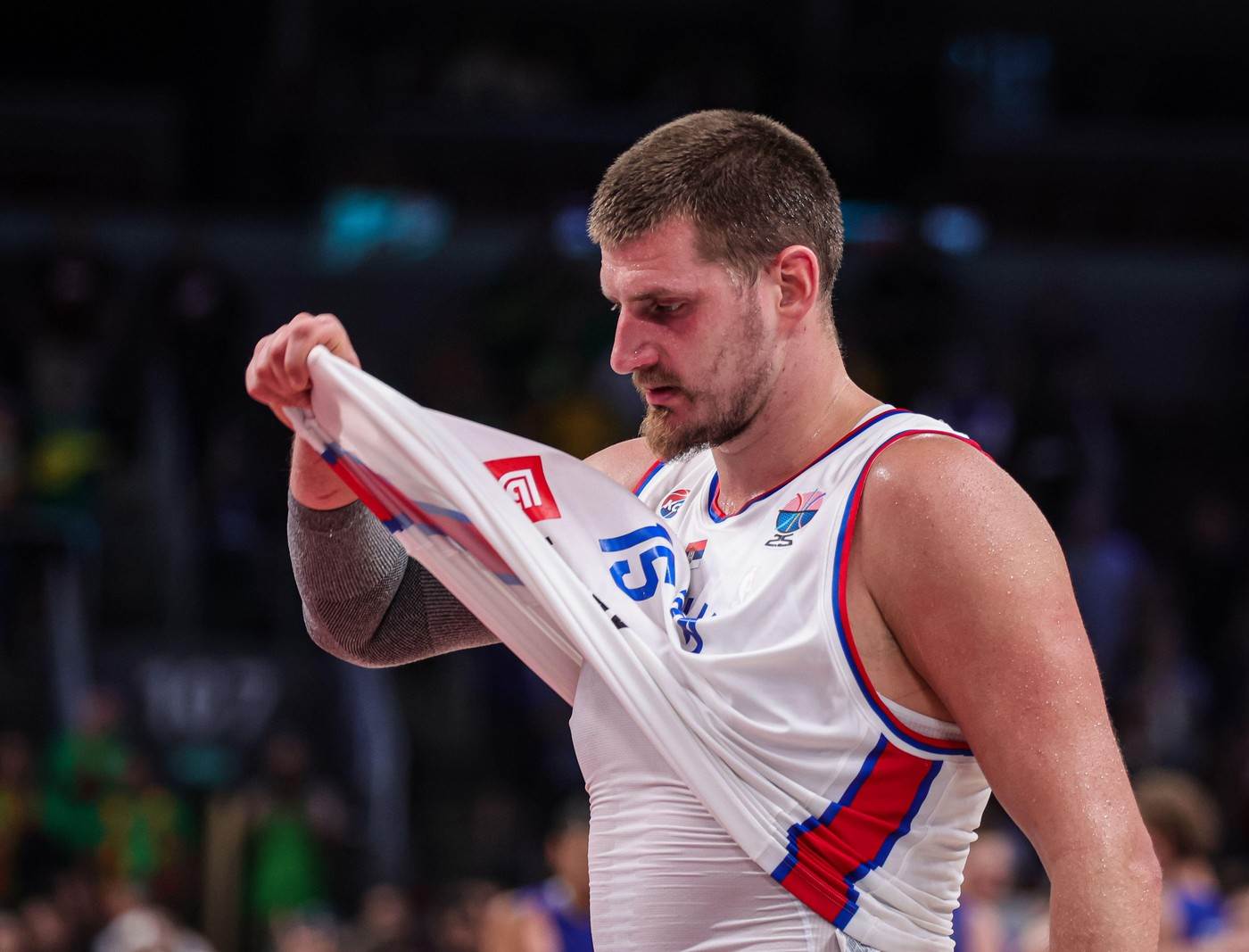  Jokić nije htio da ode sam sa Eurobasketa poslije debakla 