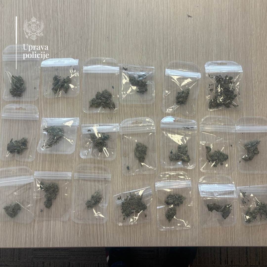  Kod maloljetnika pronađeno 19 pakovanja marihuane 
