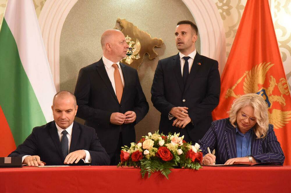  Dogovorena radna grupa za uspostavljanje avio-linije Podgorica - Sofija 