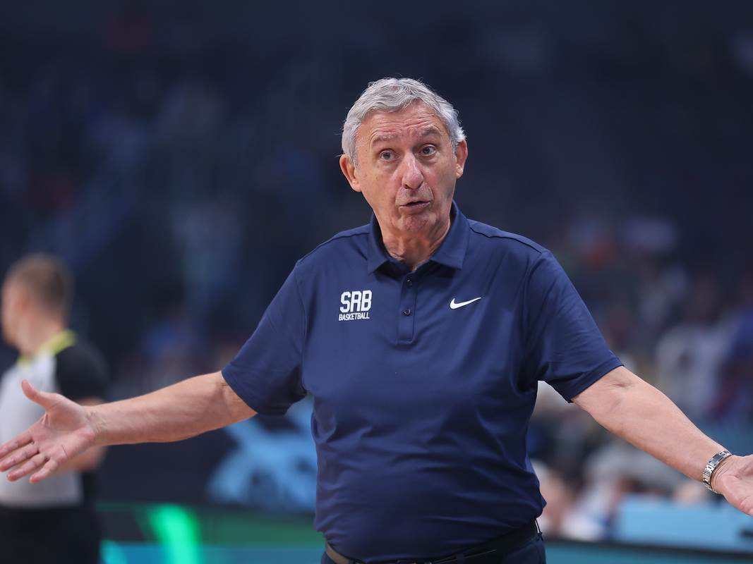  "Rekao sam igračima da je kraj": Pešić se oprostio, a onda je zbog Nikolinog poziva došao na Eurobasket 