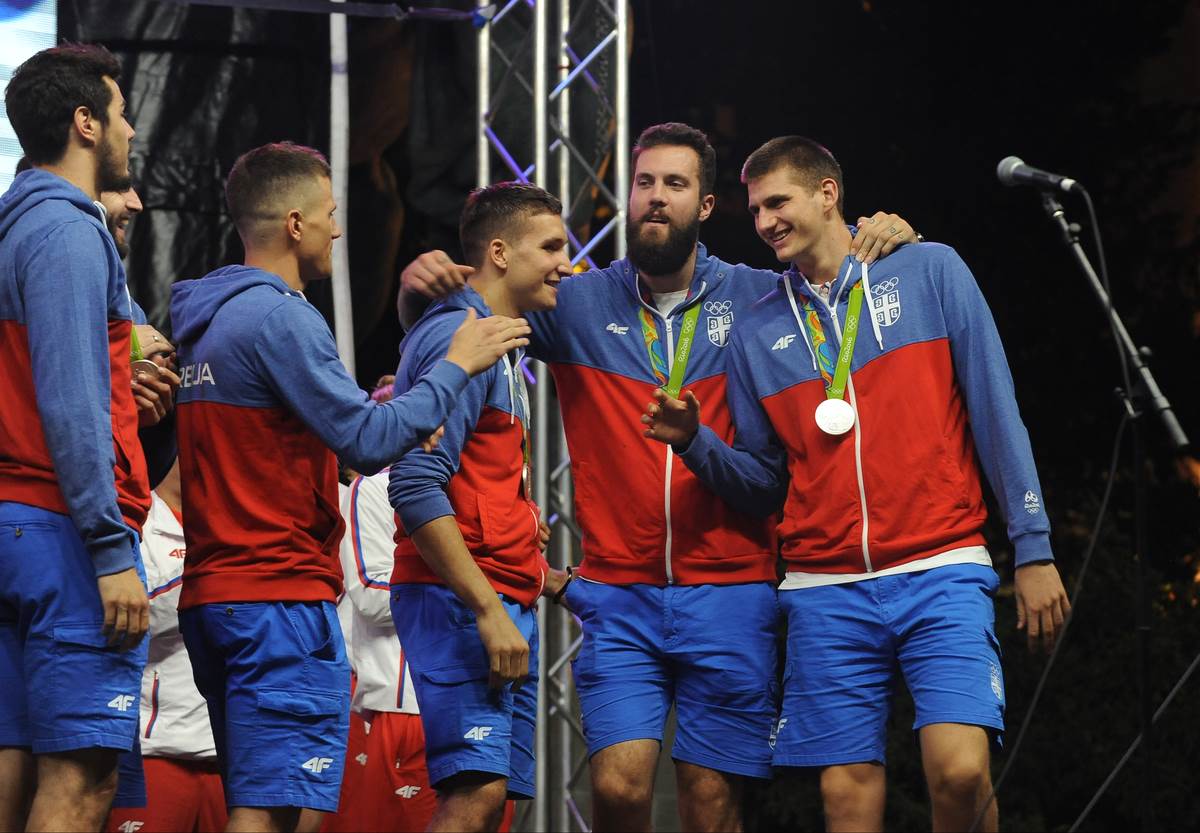  Sa Eurobasketa stiglo priznanje za Jokića 