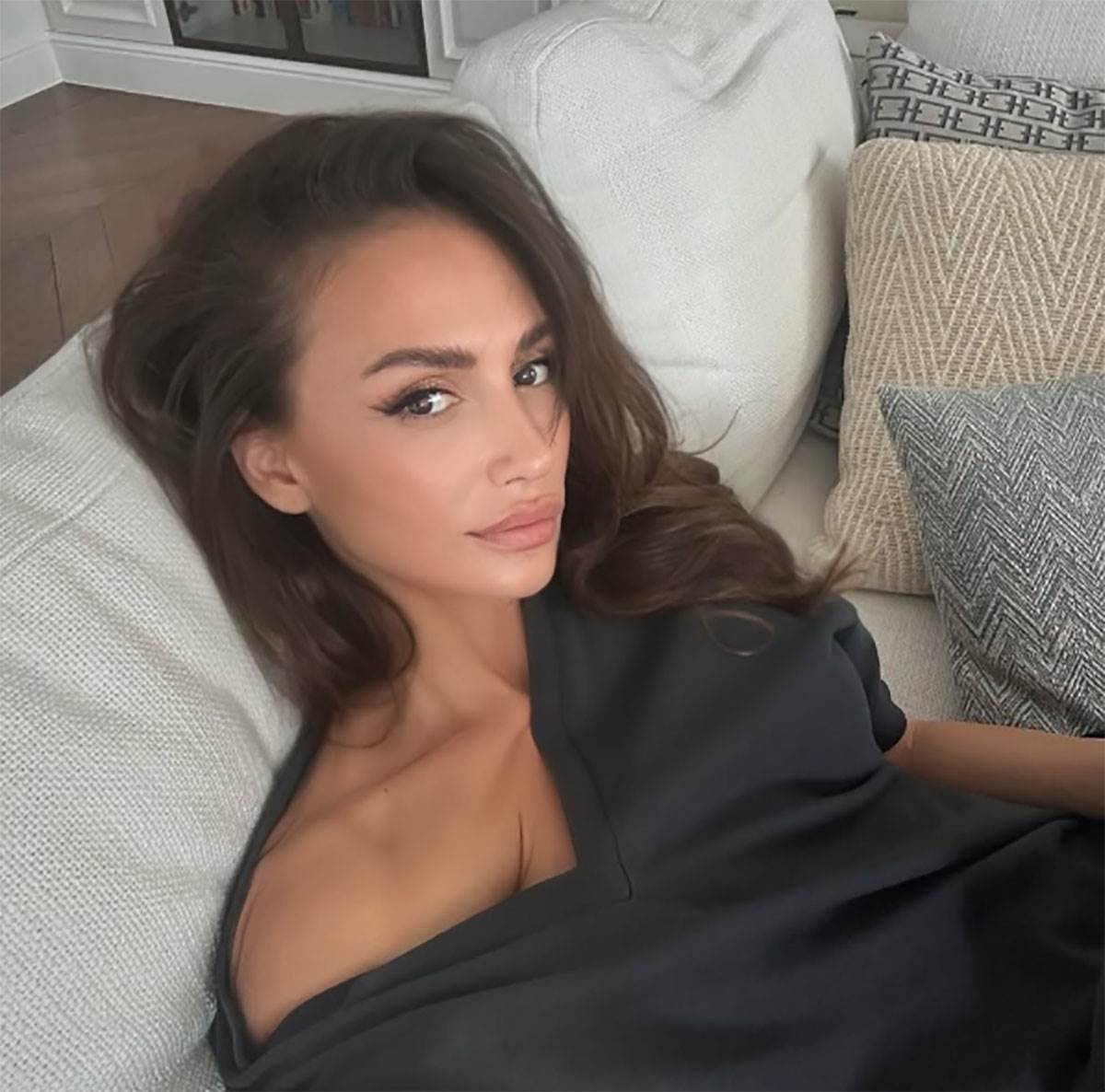  Ovako je Emina Jahović nekada izgledala 