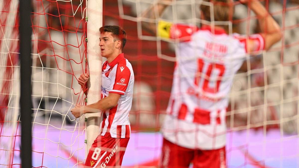  Talenat Crvene zvezde napustio "Marakanu": Pred večiti derbi otišao tamo gdje će više igrati 